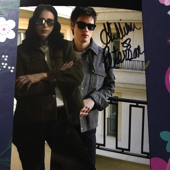 Meet your Posher, GILLIAN P (hm?) - Picture 5 of 16